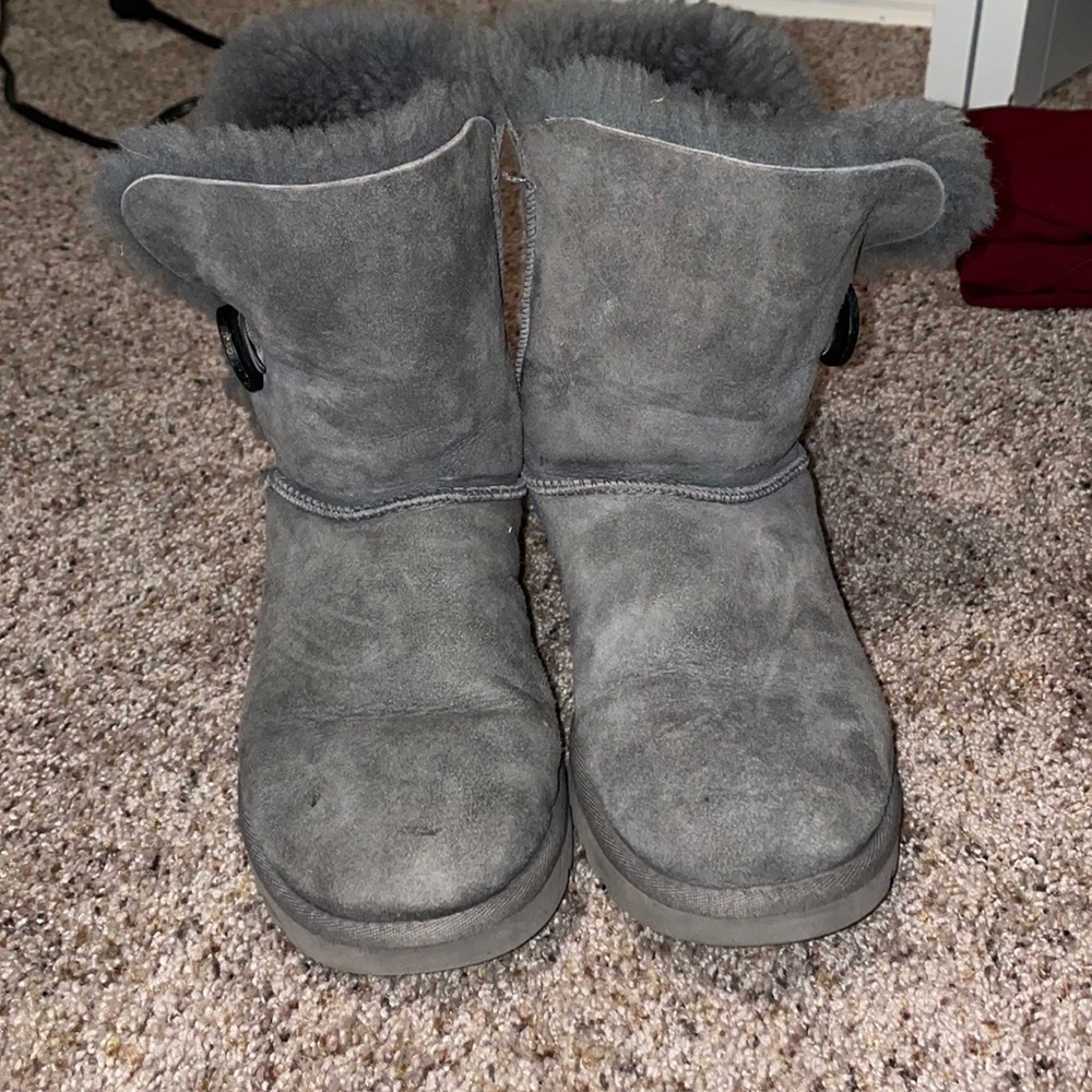 UGG short boot 6 gray good condition